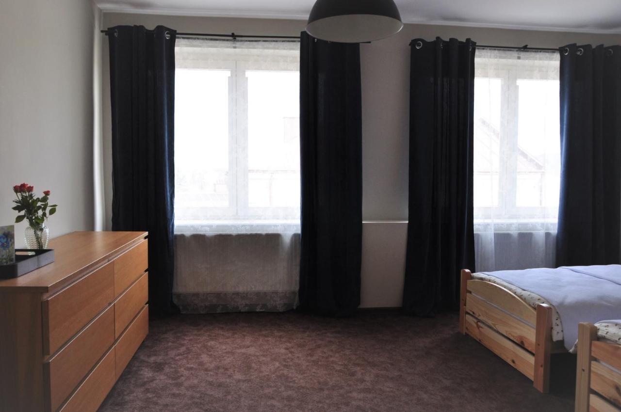 Apartament Srodmiescie Кросно Экстерьер фото